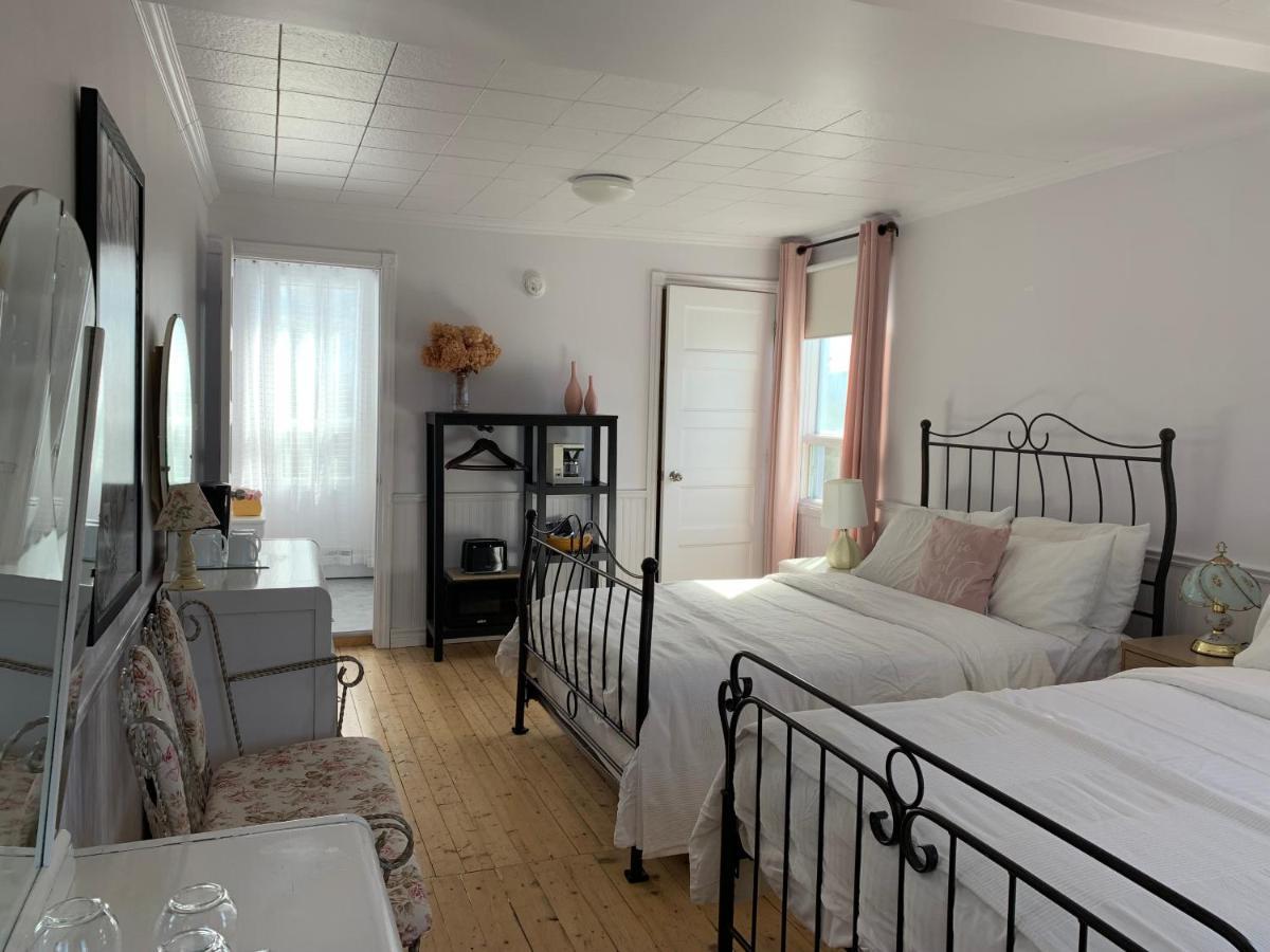Maison Charles Edmond Grandes-Bergeronnes Kültér fotó